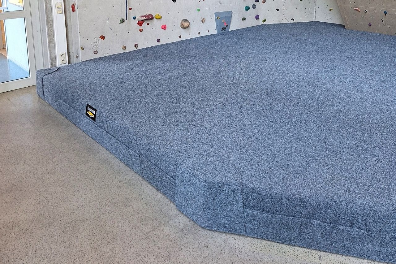 Home Hochwertige Bouldermatten für Kletterhalle Hartberg